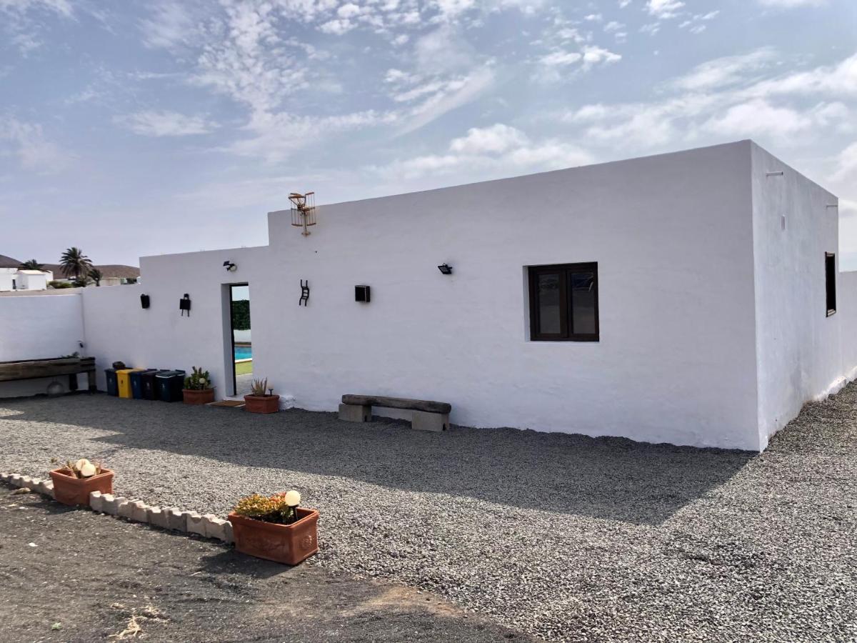 Villa Miriam Tinajo Kültér fotó