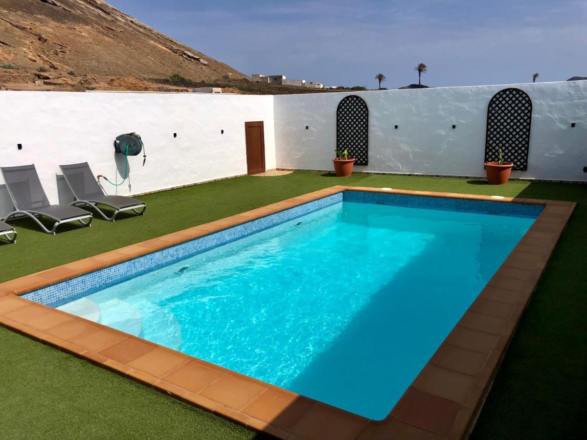 Villa Miriam Tinajo Kültér fotó